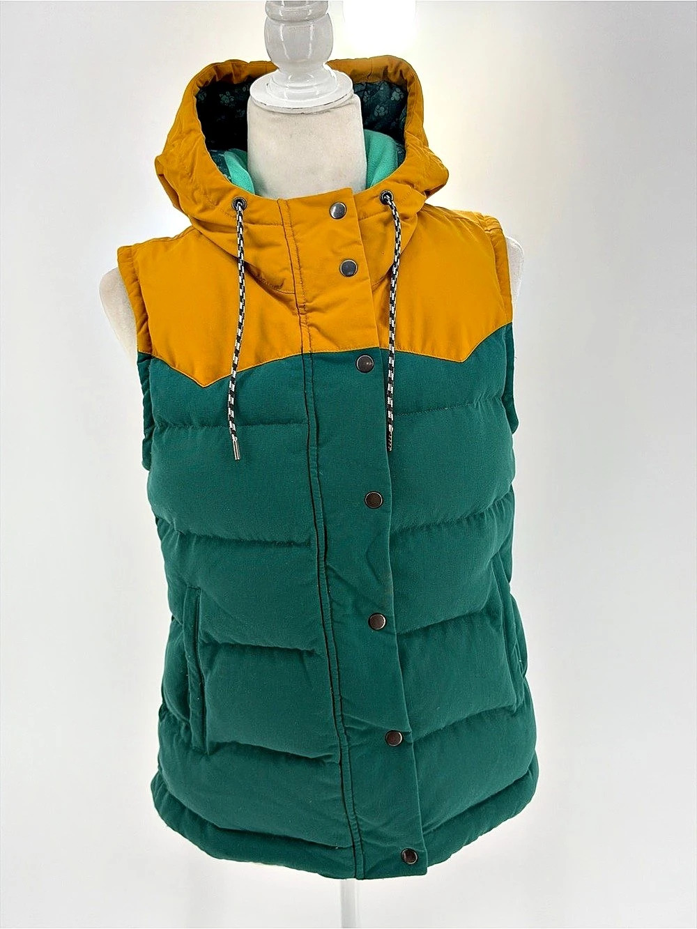 Patagonia Down Bivy Hooded Down Puffer Vest Women’s Size S